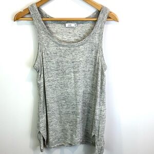 Vince 100% linen Heather Gray Knit Top size XS- fits generously